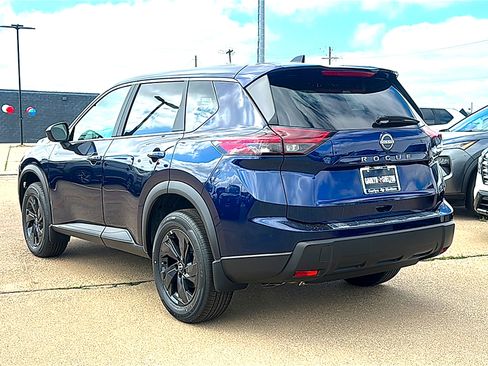 New 2026 Nissan Rogue SV w/ Cold Weather Package image 6