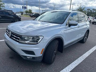 Used 2018 Volkswagen Tiguan SE w/ 18" Alloy Wheels Package