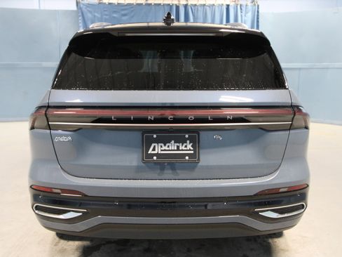 New 2026 Lincoln Nautilus Reserve image 36