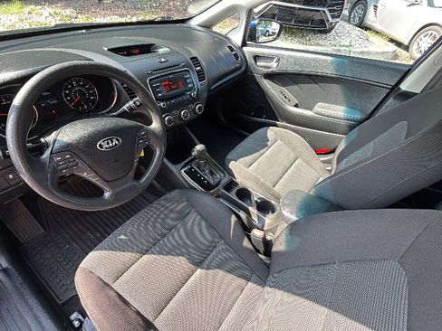 Used 2018 Kia Forte LX FWD image 21