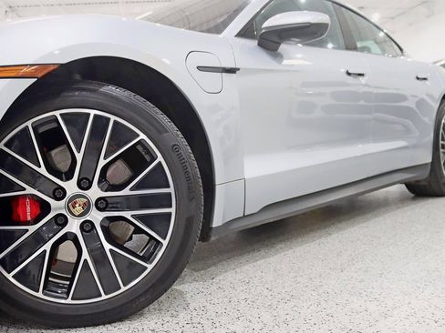 Used 2021 Porsche Taycan 4S image 4