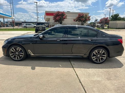 Used 2018 BMW M760i xDrive AWD/4WD image 4