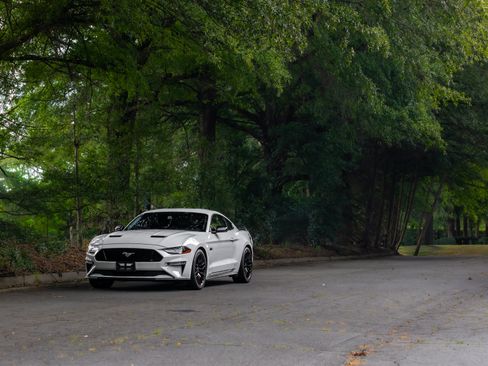 Used 2020 Ford Mustang GT Premium RWD image 35