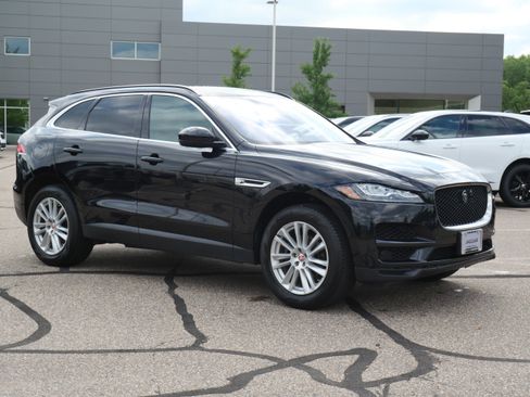 Used 2019 Jaguar F-PACE Prestige AWD/4WD image 7