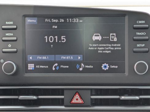 New 2025 Hyundai Elantra Sport image 17