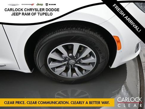 Used 2020 Chrysler Pacifica Touring-L Plus w/ Advanced Safetytec Group image 45