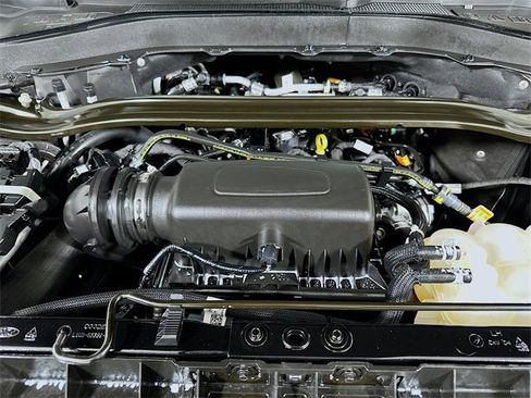 Certified 2023 Ford Explorer Limited w/ Limited Technology Package image 3