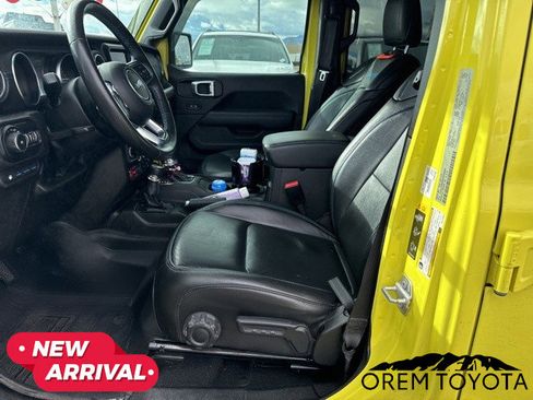 Used 2022 Jeep Wrangler Unlimited Rubicon 4xe w/ Steel Bumper Group image 16