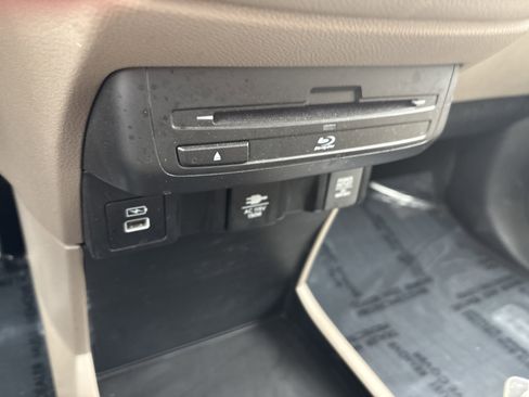 Used 2023 Honda Odyssey Elite image 31