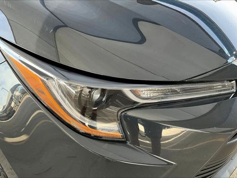 Used 2023 Toyota Corolla LE image 27
