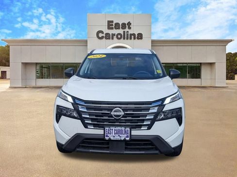 Used 2024 Nissan Rogue S AWD/4WD image 8