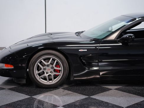 Used 2003 Chevrolet Corvette Z06 w/ Memory Package, 3 Drivers RWD image 19