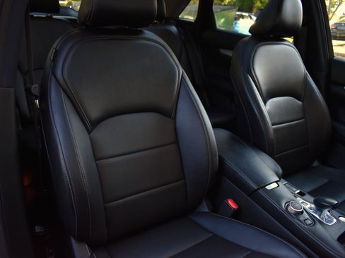 Used 2021 INFINITI QX50 Luxe w/ Cargo Package image 41