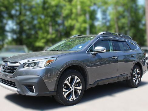 Used 2022 Subaru Outback Touring w/ Popular Package #2 image 3