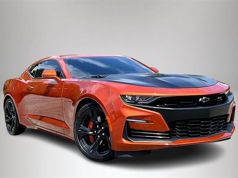 Certified 2022 Chevrolet Camaro SS image 1