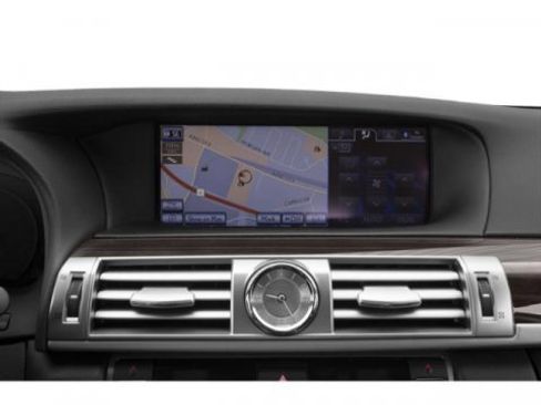 Used 2015 Lexus LS 460 L image 21