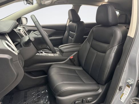 Used 2024 Nissan Murano SV w/ SV Midnight Edition Package AWD/4WD image 11