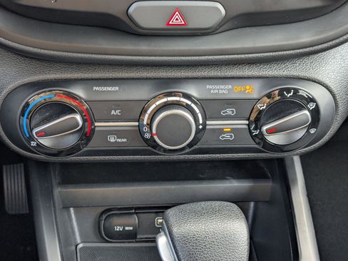 Certified 2024 Kia Soul LX w/ Option Group 015 FWD image 21