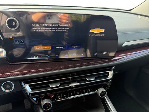 New 2026 Chevrolet Traverse Z71 AWD/4WD image 12