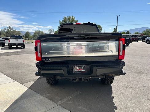 Used 2024 Ford F350 Platinum w/ Tremor Off-Road Package AWD/4WD image 6