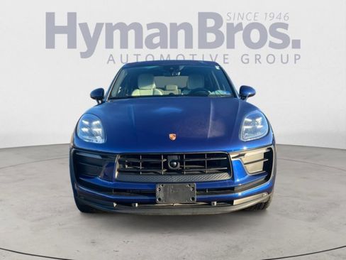 Used 2023 Porsche Macan image 8