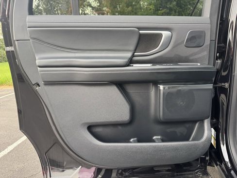 New 2025 Ford Expedition Max Platinum w/ Stealth Performance Package image 31