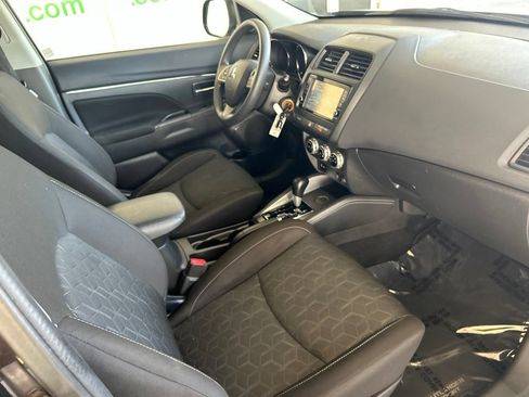 Used 2021 Mitsubishi Outlander Sport ES FWD image 21