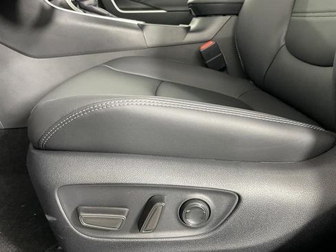 New 2025 Toyota RAV4 XLE Premium image 27