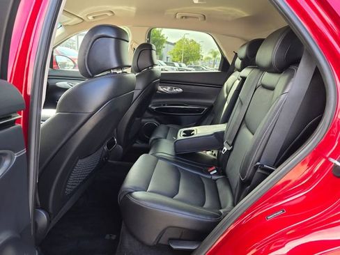 Used 2025 Genesis GV70 2.5T image 18