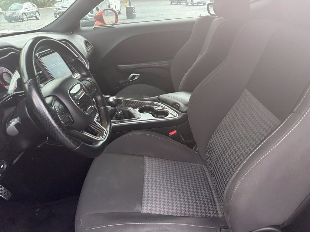 Used 2022 Dodge Challenger R/T w/ Shaker Package RWD image 11