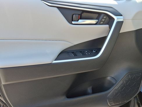 Used 2020 Toyota RAV4 XLE Premium AWD/4WD image 13