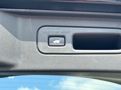 Certified 2025 Honda Pilot Elite image 13
