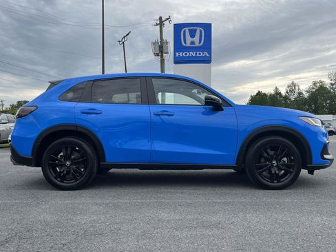Certified 2026 Honda HR-V Sport image 4