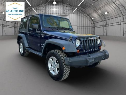 Used 2013 Jeep Wrangler Sport w/ Connectivity Group AWD/4WD image 7