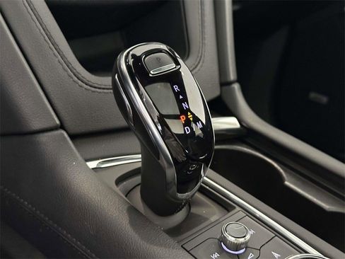 Certified 2025 Cadillac XT6 Premium Luxury w/ Technology Package image 28