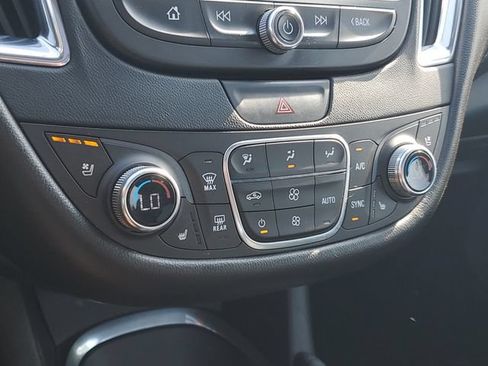 Used 2018 Chevrolet Malibu Premier w/ Premier Sport Package FWD image 27