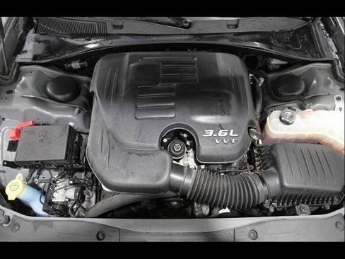 Used 2023 Dodge Charger SXT RWD image 19