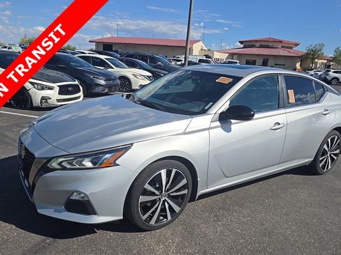 Used 2019 Nissan Altima 2.5 SR w/ SR Premium Package AWD/4WD image 1