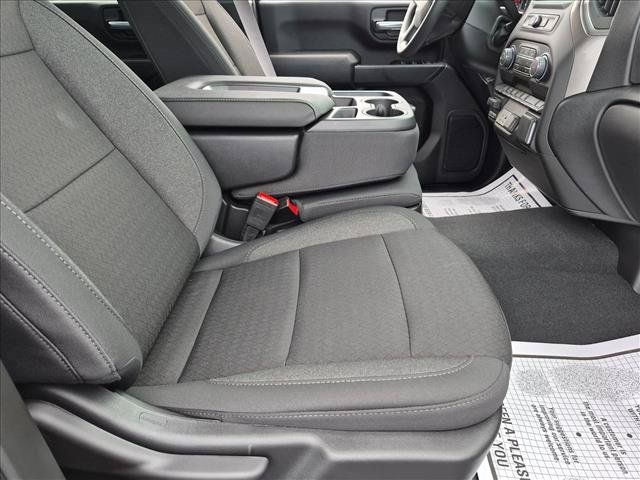 Used 2026 Chevrolet Silverado 2500 Custom w/ Custom Value Package AWD/4WD image 19