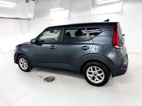 Used 2020 Kia Soul S FWD image 3