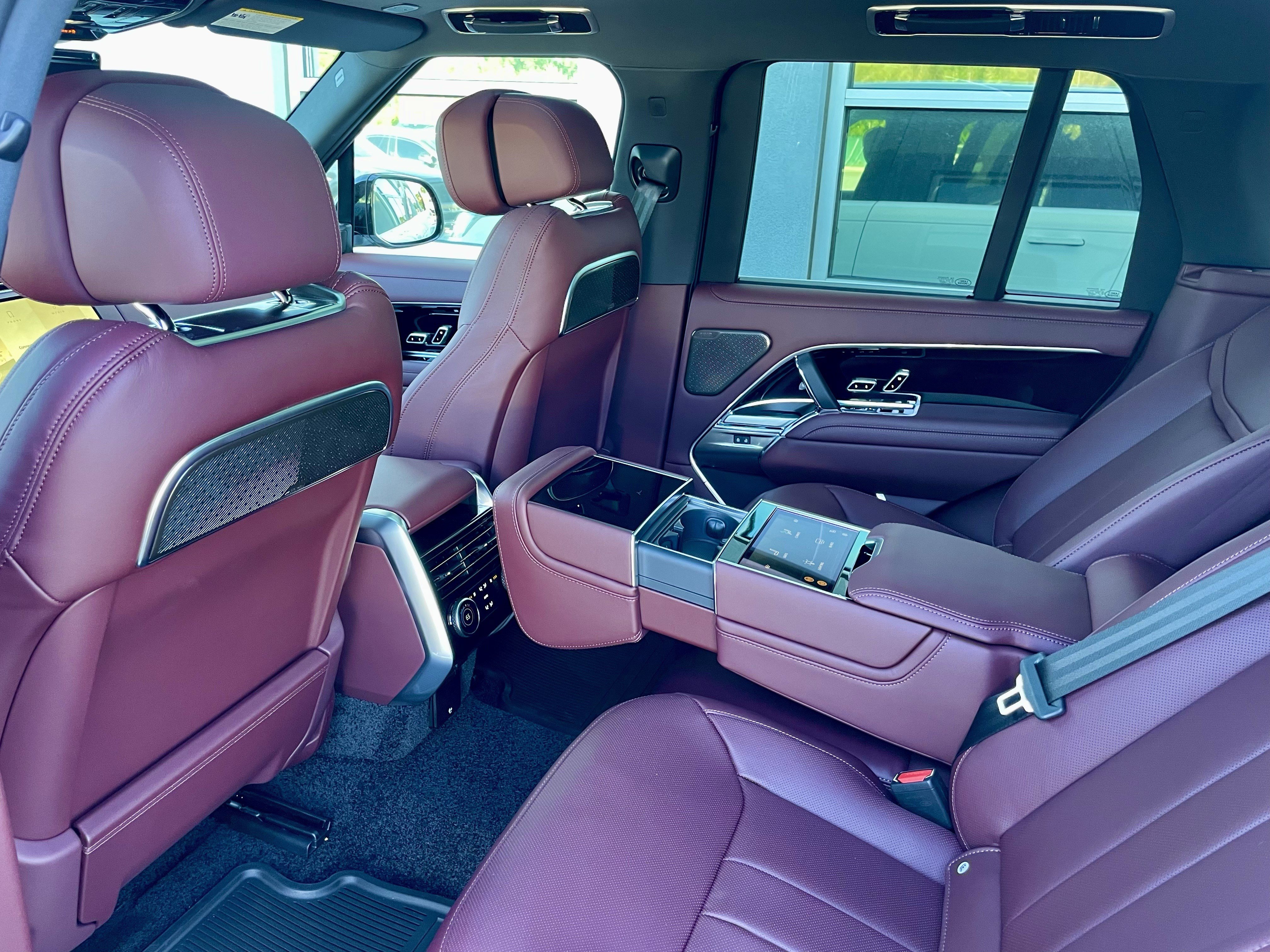 New 2026 Land Rover Range Rover Autobiography AWD/4WD image 30