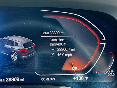 Used 2022 BMW X5 xDrive40i w/ M Sport Package AWD/4WD image 12