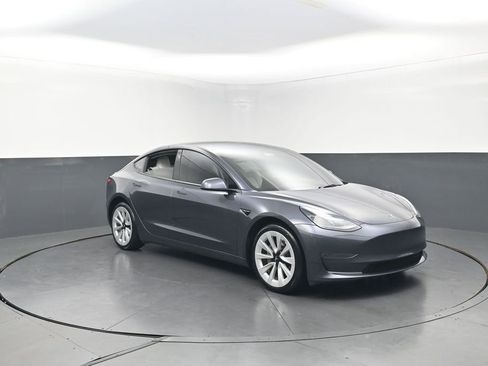Used 2023 Tesla Model 3 Long Range AWD/4WD image 10
