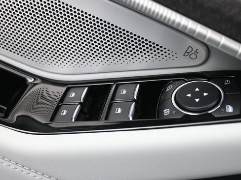 New 2026 Ford Explorer Platinum image 21