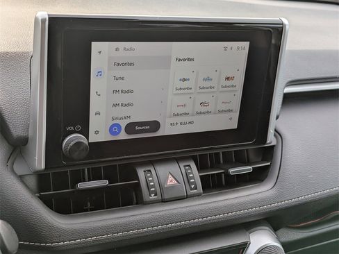 Certified 2025 Toyota RAV4 XLE Premium image 12