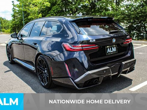 Used 2026 BMW M5 Touring AWD/4WD image 5