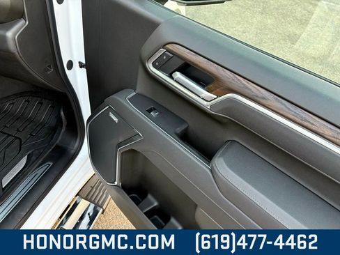 Used 2026 GMC Sierra 1500 SLT w/ SLT Premium Package image 27