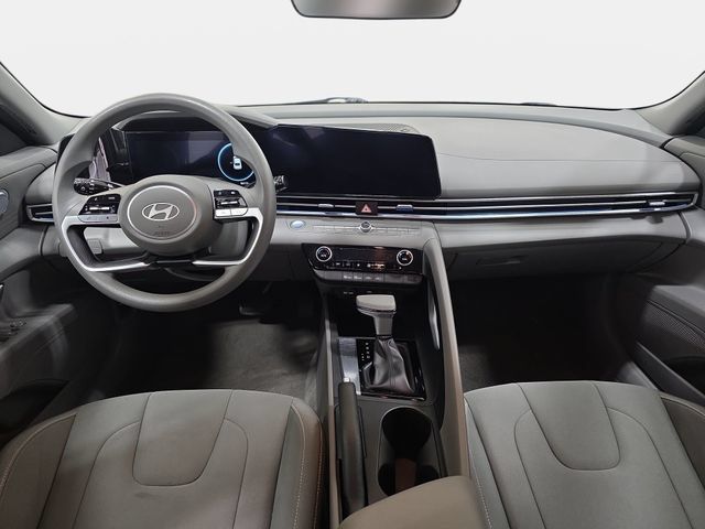 Used 2024 Hyundai Elantra SEL FWD image 10