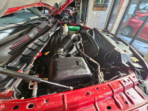 Used 2013 RAM 1500 Express image 38