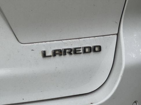 Used 2021 Jeep Grand Cherokee L Laredo w/ Luxury Tech Group I RWD image 6